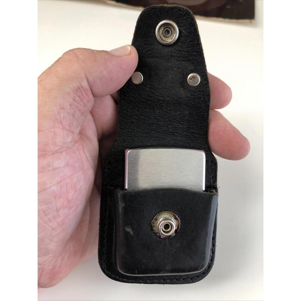 Harley-Davidson Black Leather Zippo Lighter Holder With Clasp And Zippo P9 - Picture 4 of 5